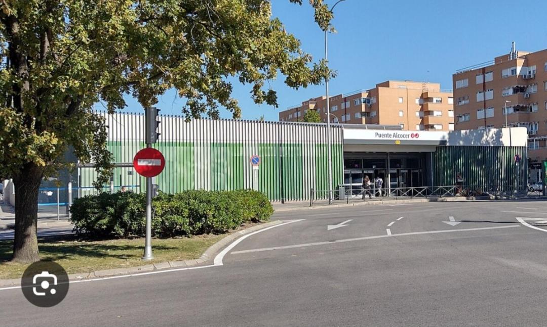 Habitacion Privada En Piso A 10 Minutos De Atocha Madrid Buitenkant foto